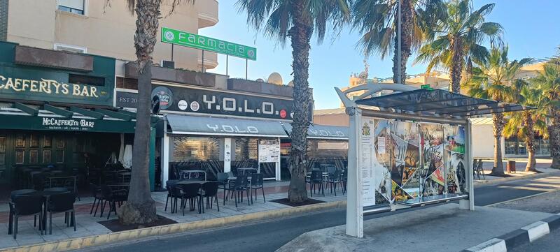 Bus stop N332, Bar YOLO, Cabo Roig/La Regia