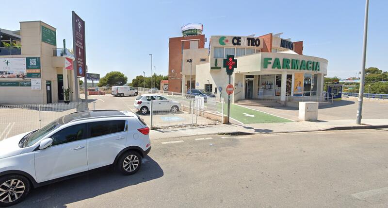 Rotunda Centro Medico/Farmacia 24 horas, Campoamor